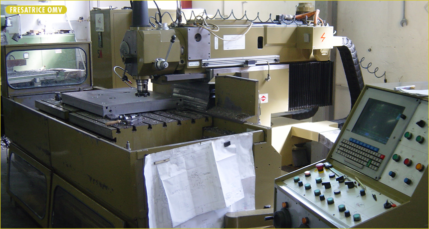 ZANCHIN & C snc | Officine meccaniche | REALIZZAZIONE PRODUZIONE STAMPI TERMOREGOLATI PIANI DI RISCALDO PIANI DI RISCALDO MONTATI SERVIZIO LAVORAZIONI TORNITURE SERVIZI LAVORAZIONE ASSIEMAGGIO ATTREZZATURE | VARESE provincia di Varese